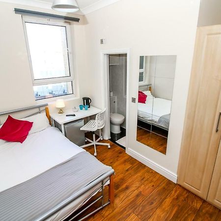 Private En-Suite Room @ Liverpool Street, Brick Ln 런던 외부 사진