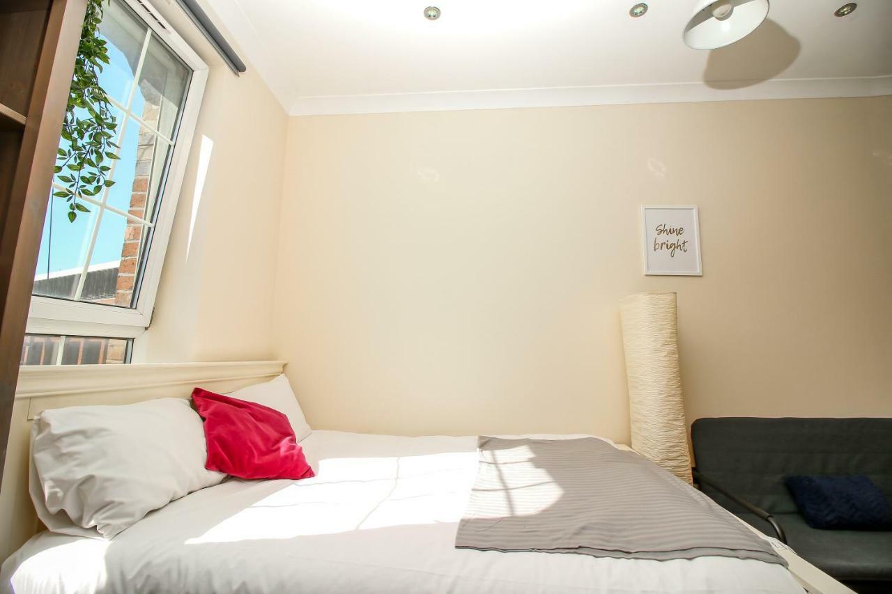 Private En-Suite Room @ Liverpool Street, Brick Ln 런던 외부 사진