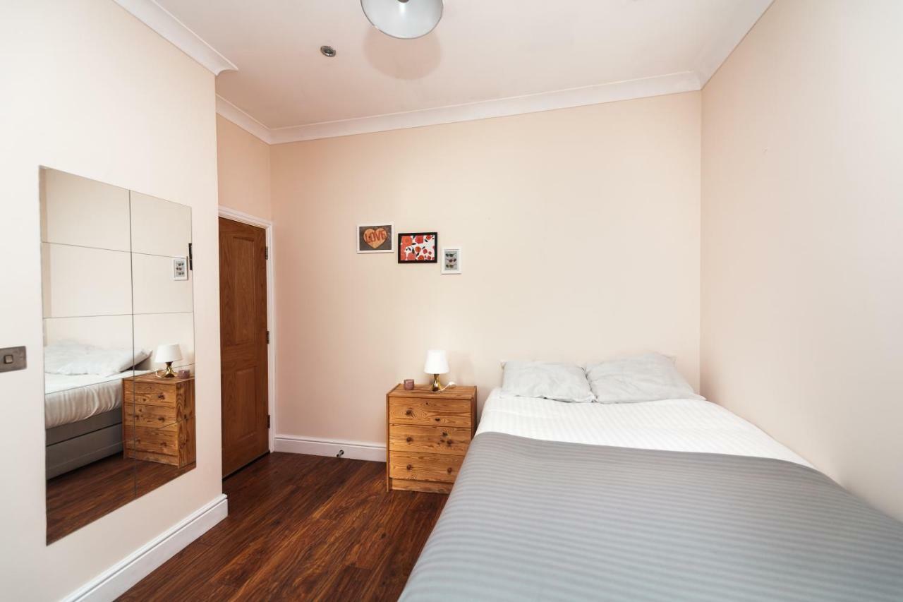 Private En-Suite Room @ Liverpool Street, Brick Ln 런던 외부 사진